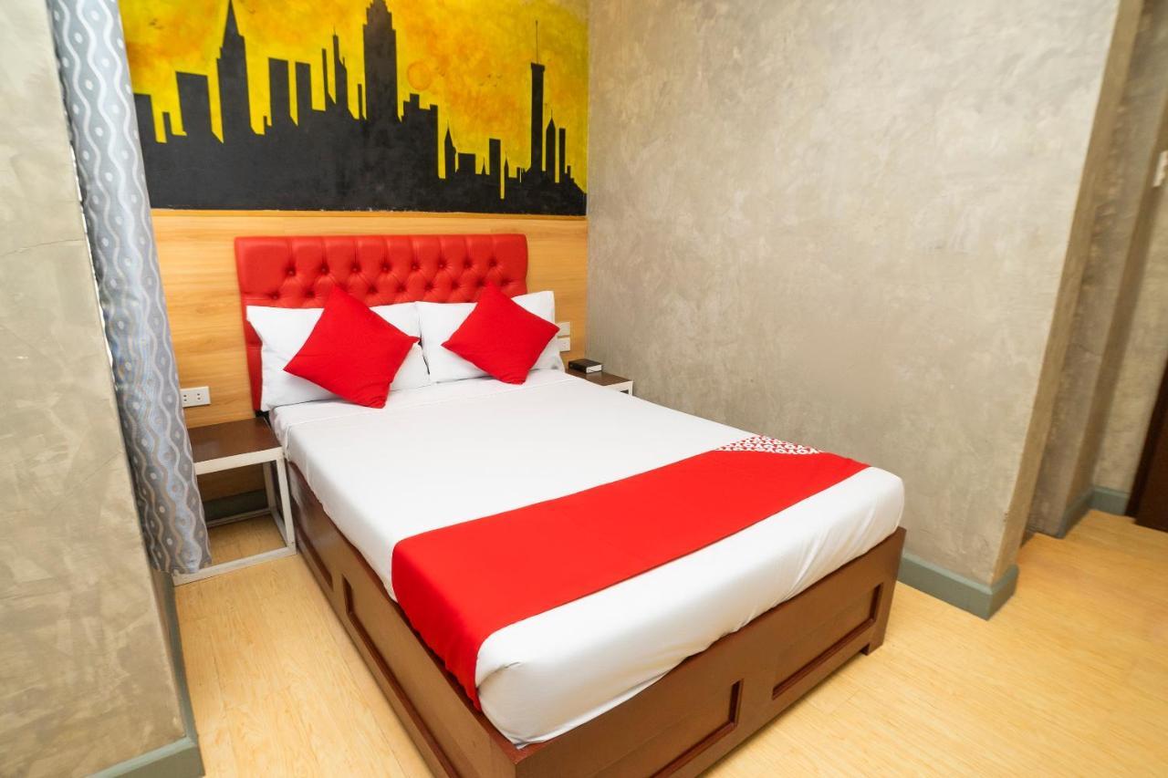 Oyo 471 Edilberto'S Bed And Breakfast Tagum Экстерьер фото
